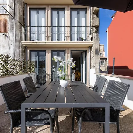 Terrace Bliss With Ac Downtown * 포르투