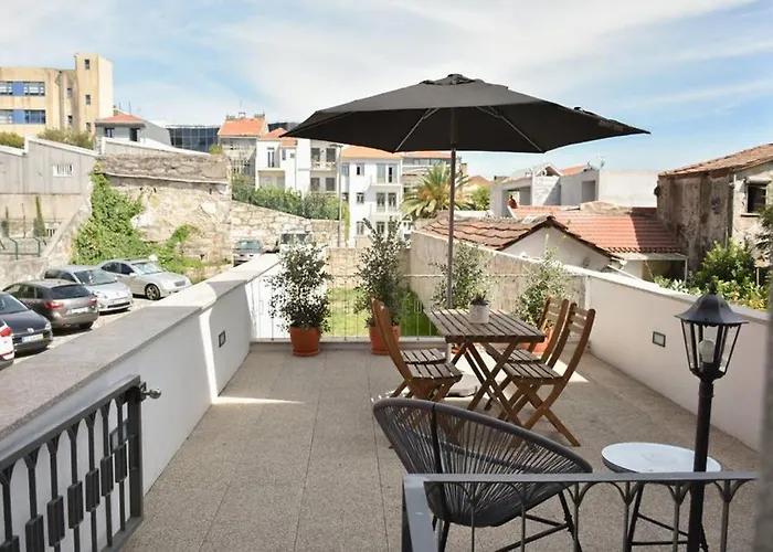 아파트 Terrace Bliss With Ac Downtown 포르투