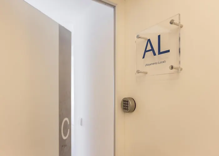 Terrace Bliss With Ac Downtown Porto