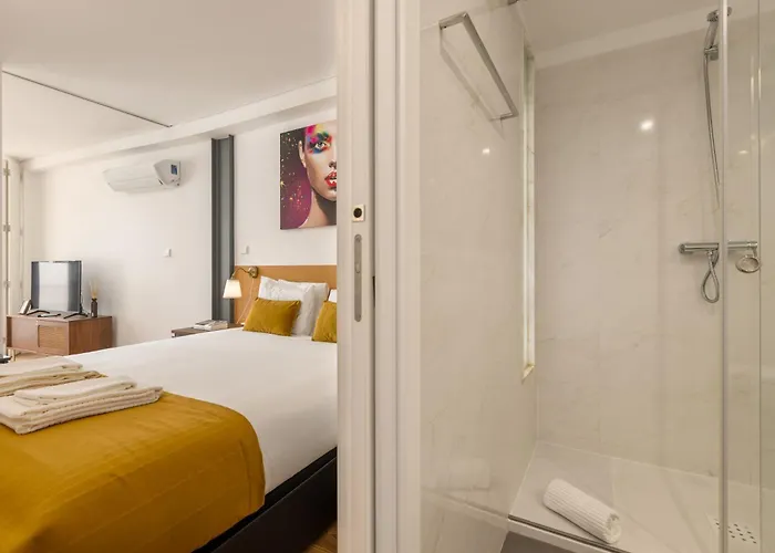 Terrace Bliss With Ac Downtown شقة