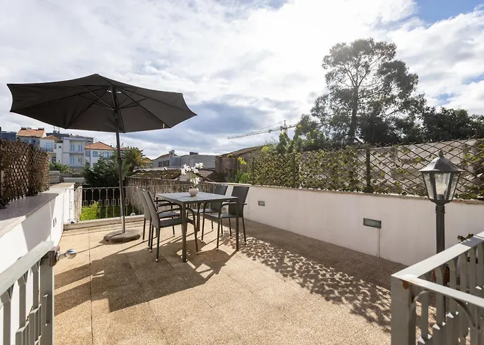 Lejlighed Terrace Bliss With Ac Downtown Porto