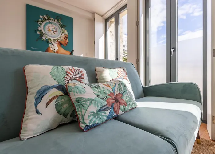 شقة Terrace Bliss With Ac Downtown