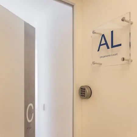 Terrace Bliss With Ac Downtown Porto